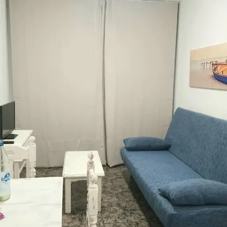 Beach G Apartment *
